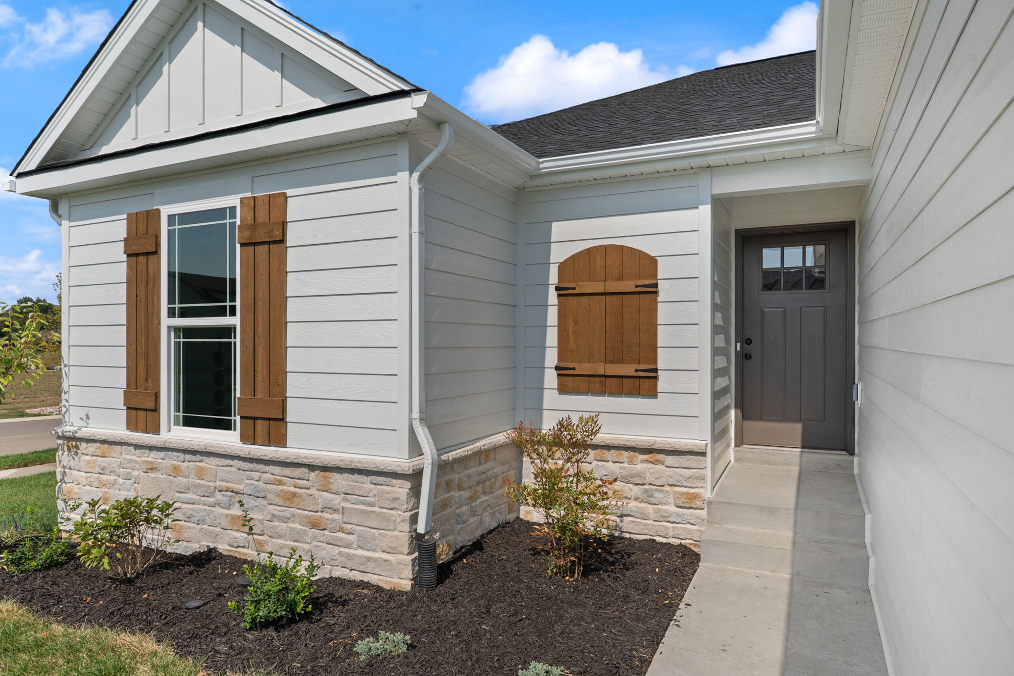 large-01993dde-0077-707c-ae7b-a2ad18976e0f