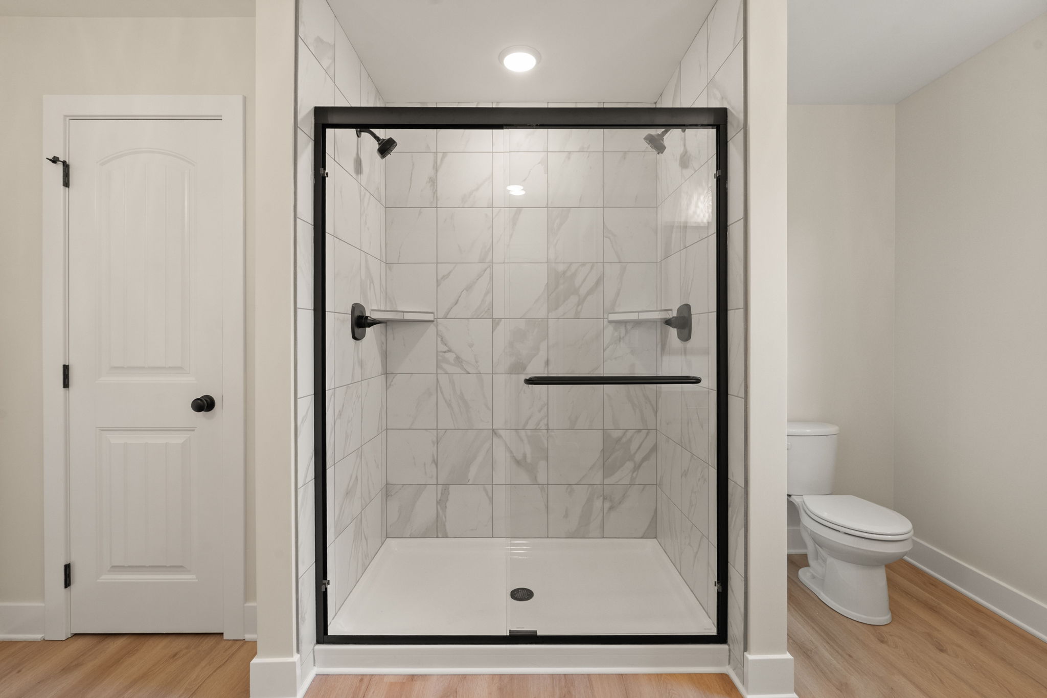 large-01993dde-04ce-7054-9b02-185103700e80