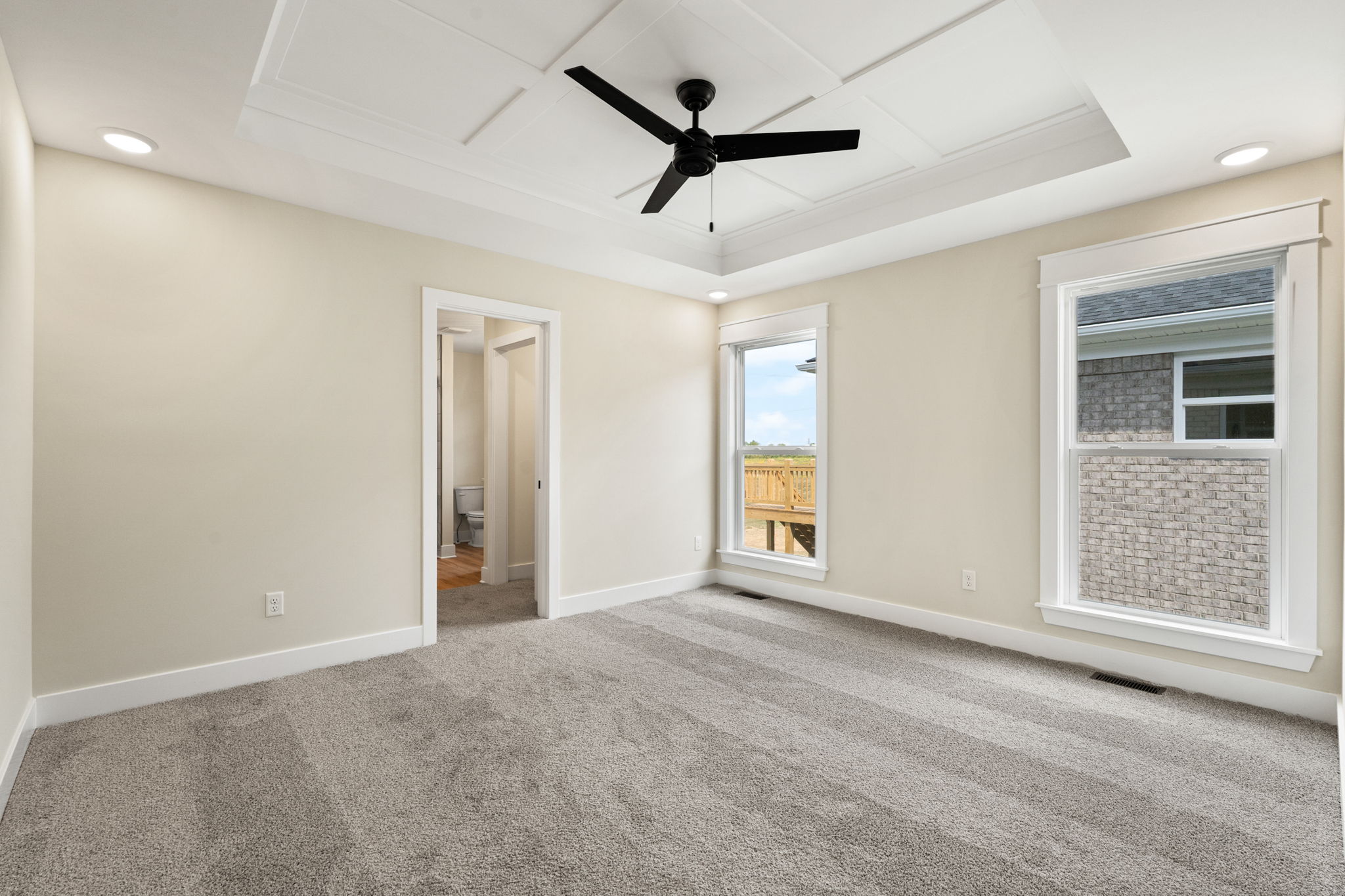 large-019957bf-6671-70ae-9e10-66525ff9b9a2