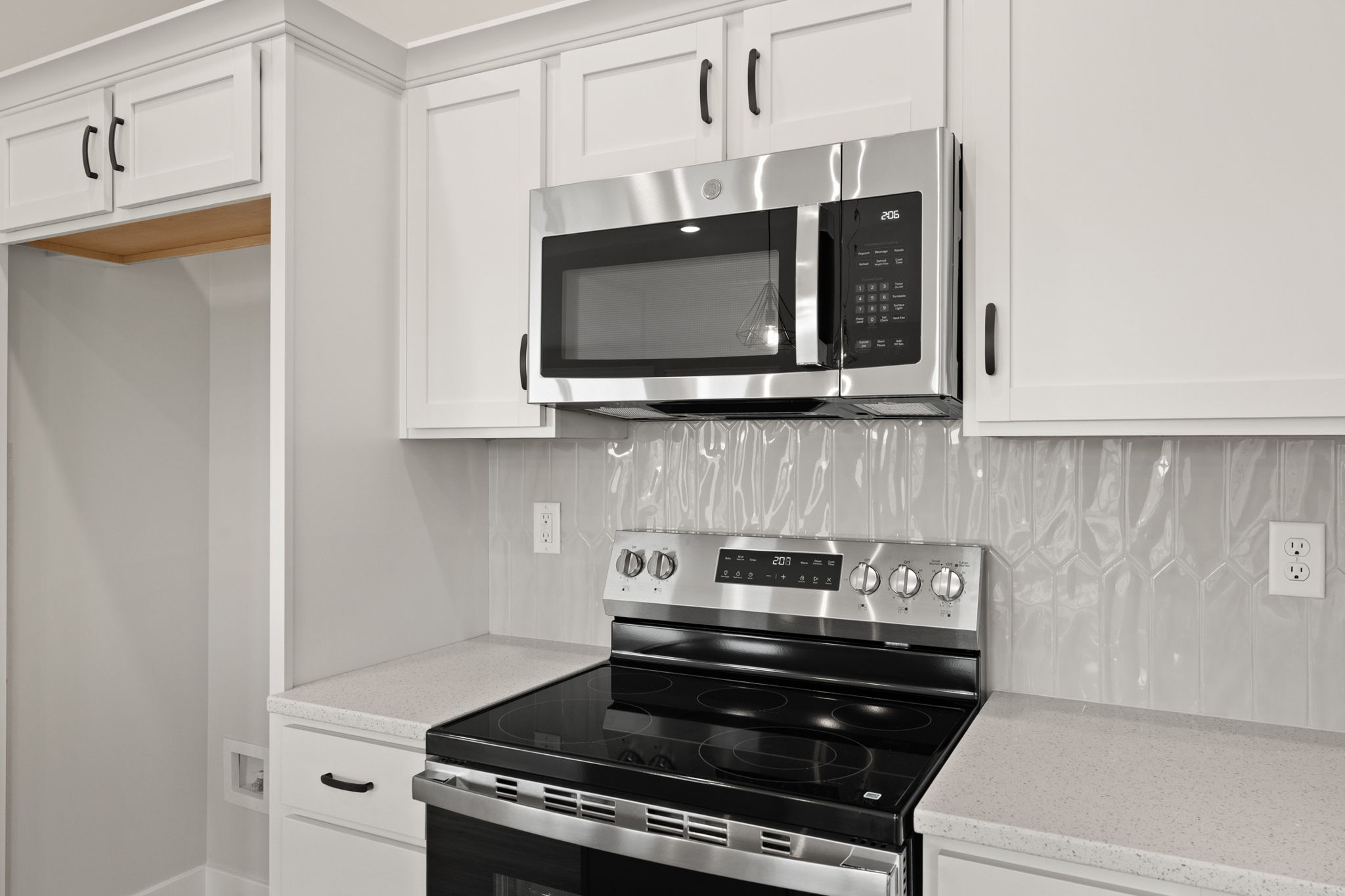 large-0199807f-5c71-700c-ad7c-2a566c335b79