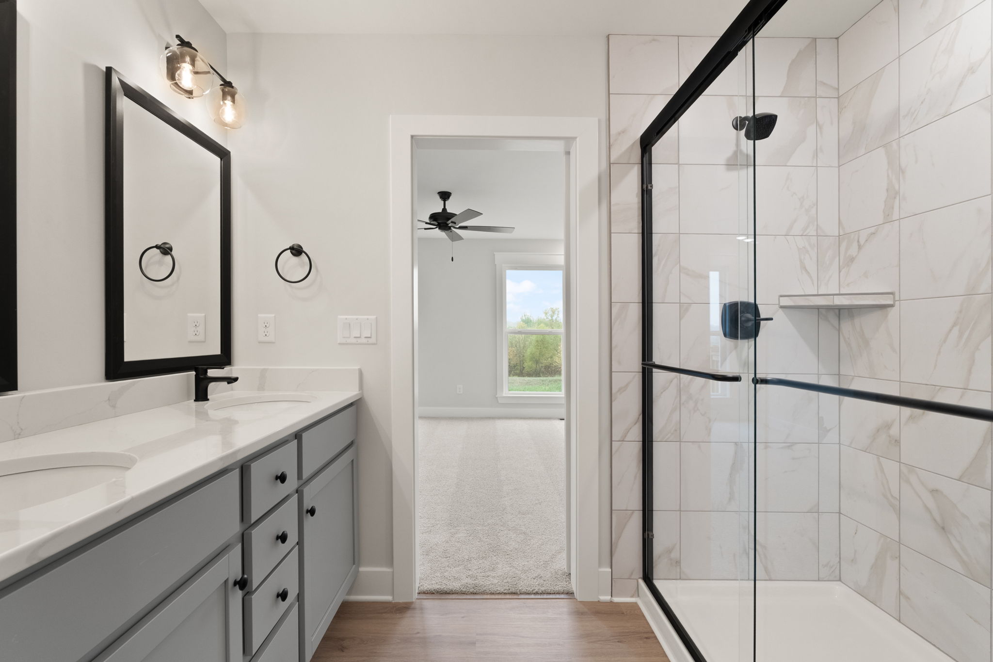 large-0199807f-5f0a-7309-94c8-e4db0d118a68