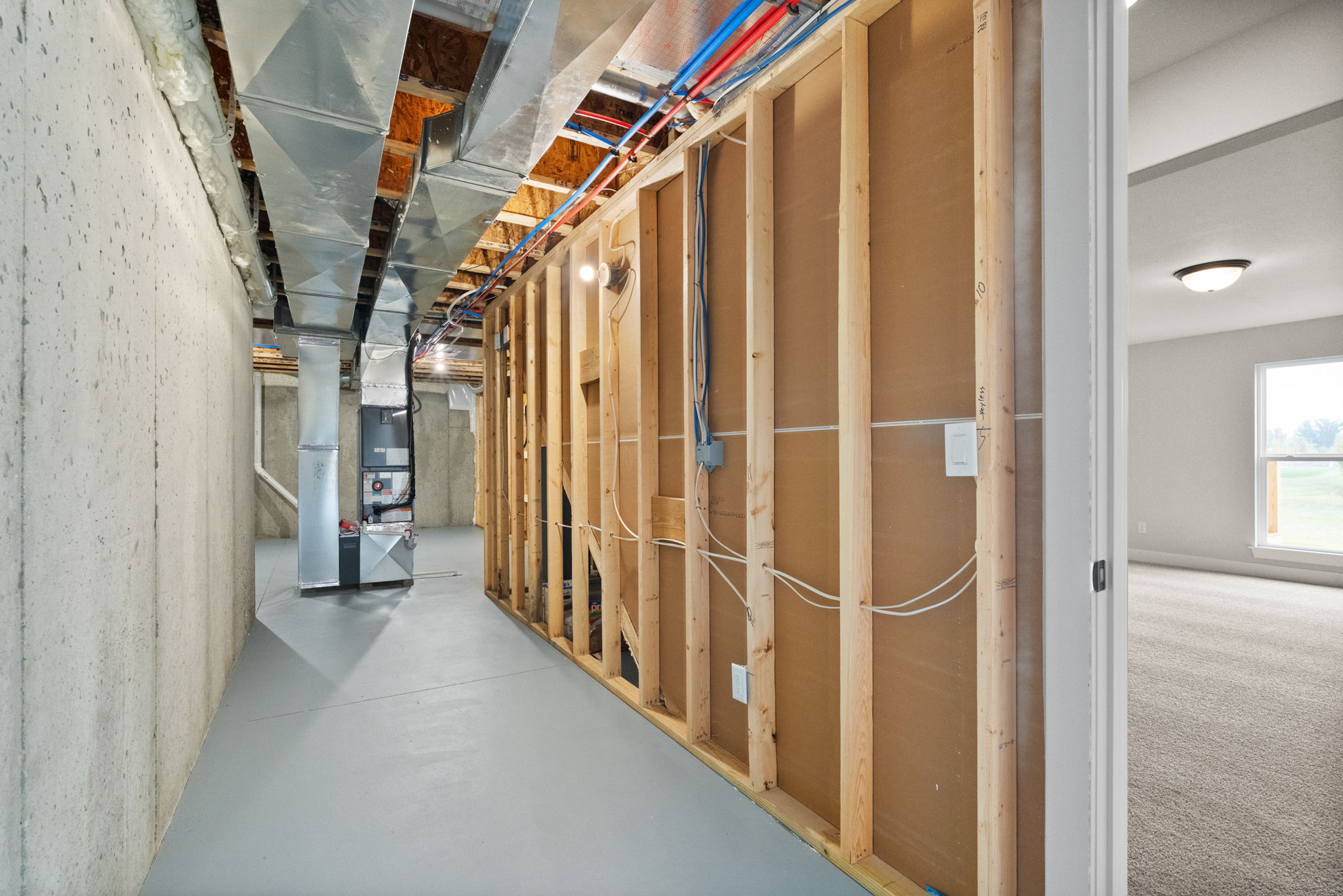 large-0199807f-62a1-71f1-87e2-93bad34030f0