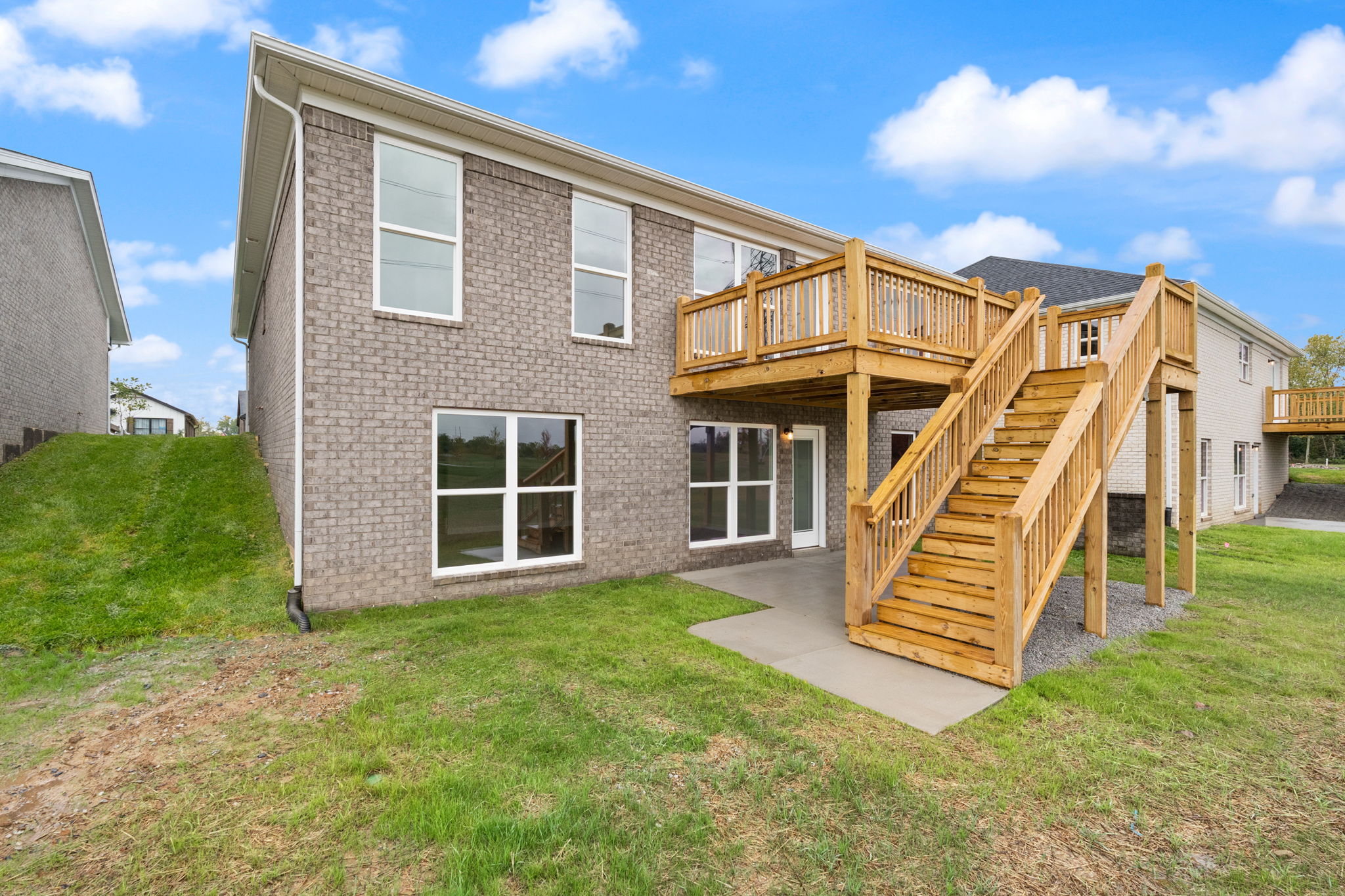 large-0199807f-6487-70e3-8942-02e530b54811