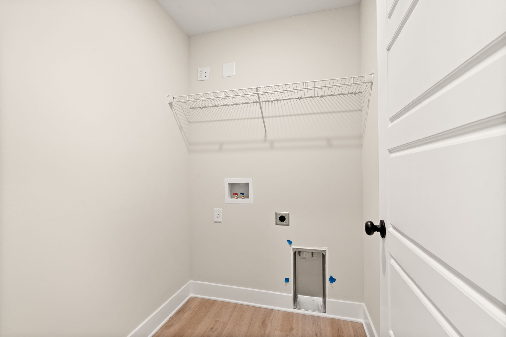 large-0199e73d-08ca-7058-8809-90490b625642