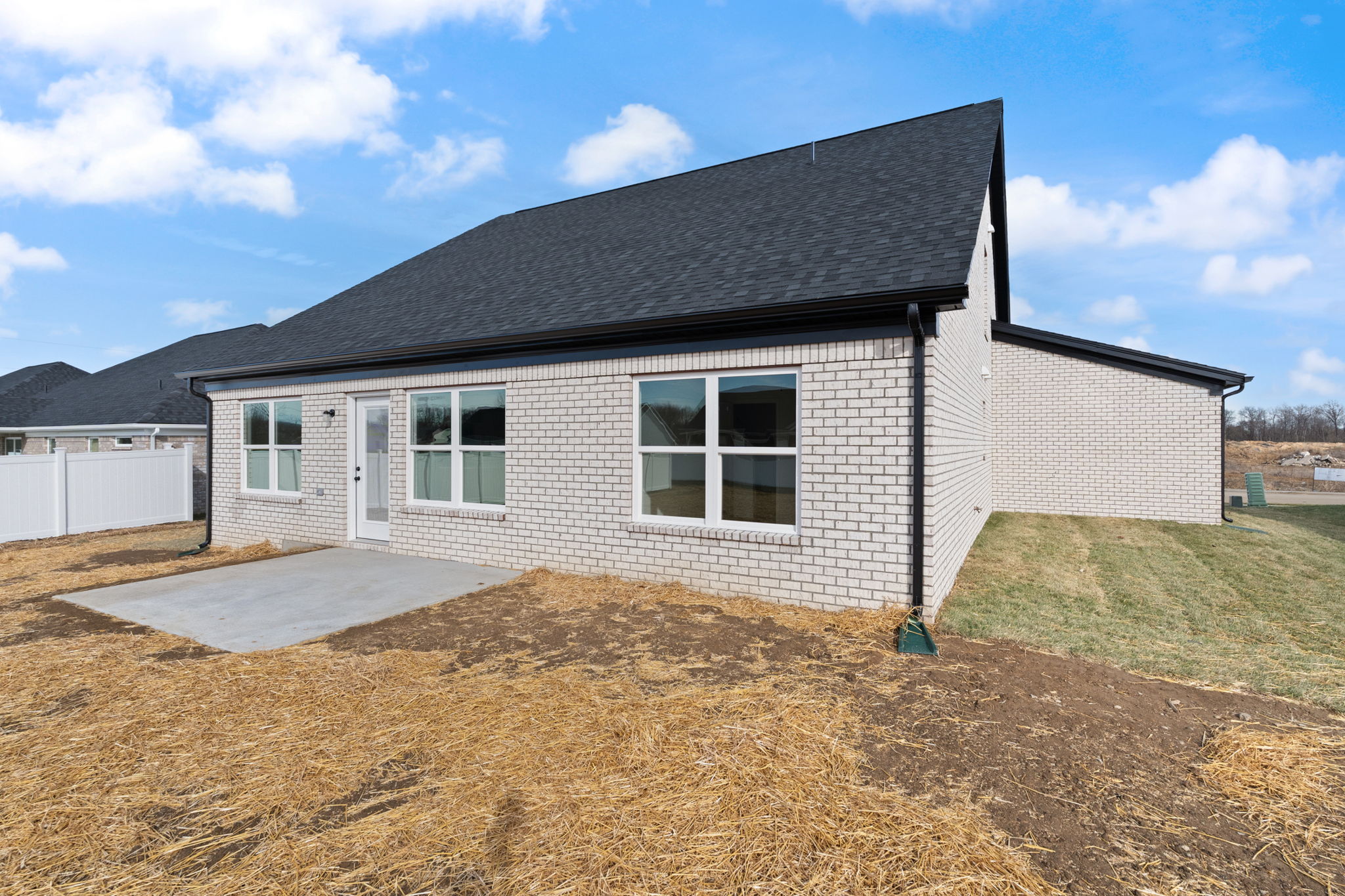 large-019ba75d-69e3-710d-a947-784e123bcfee