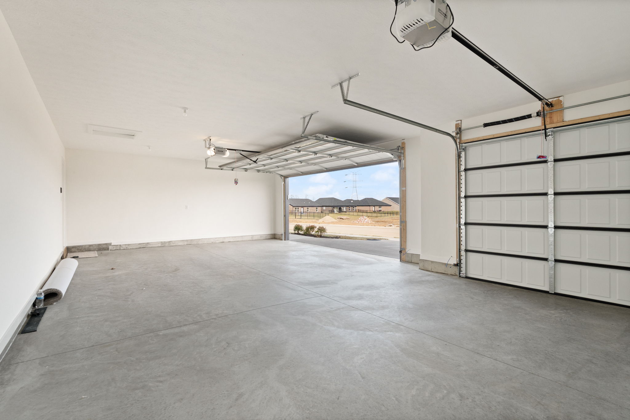 large-019ba75d-6a50-708b-8a17-bc0609b0fee4