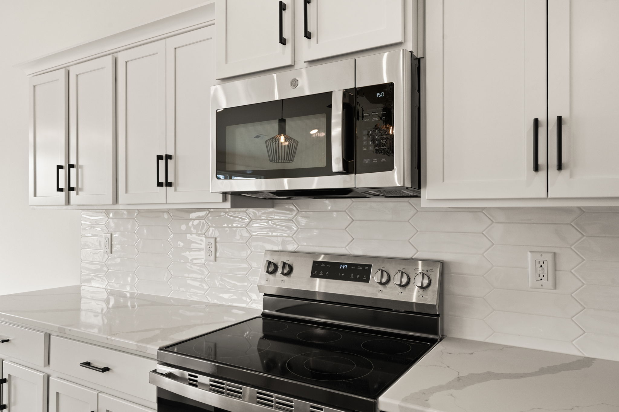 large-019ba75d-6d3b-714e-8916-b193f8cbff48